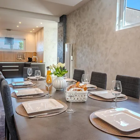 Gt Loft - De Gamme - Parking Gratuit - Moderne & Spacieux - Commerces A Proximite Bischheim